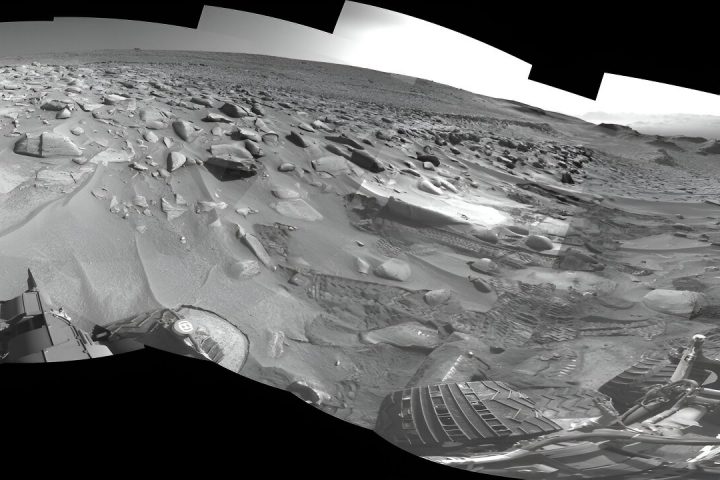 Curiosity Rover Confronts Mars’ Most Challenging Ascent