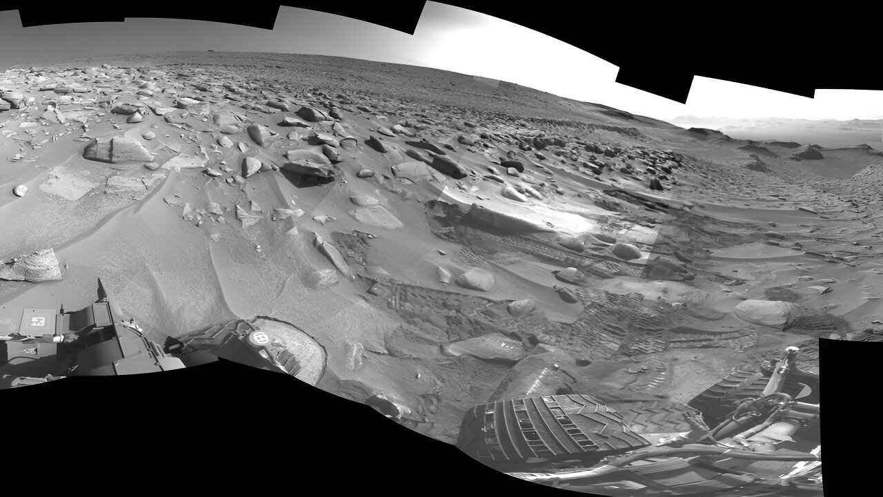 Curiosity Rover Confronts Mars’ Most Challenging Ascent