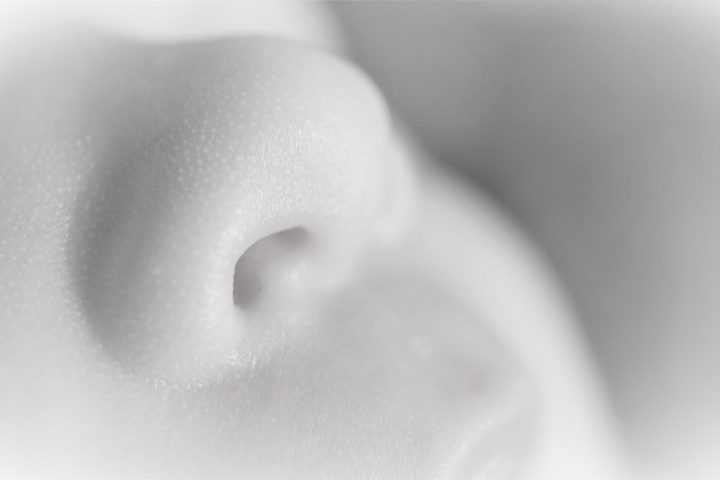 Human scent receptors aid in detecting nerve gases with new sensor
