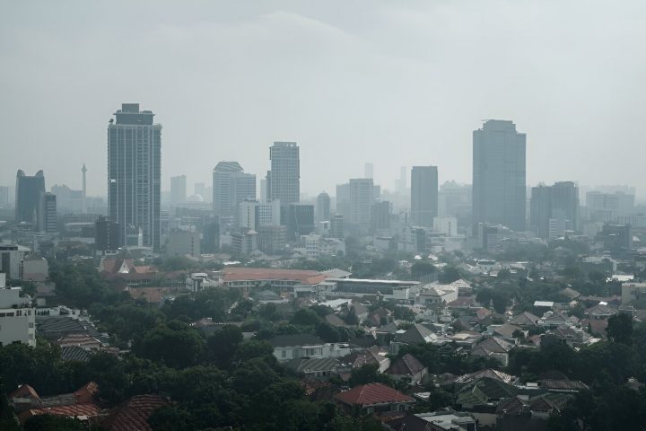 Indonesia capital tops global pollution charts, claims monitor