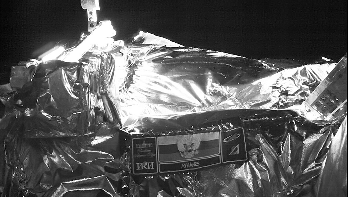 Russia Reaches Lunar Orbit And Is Now On Track To Beat India To The Moon