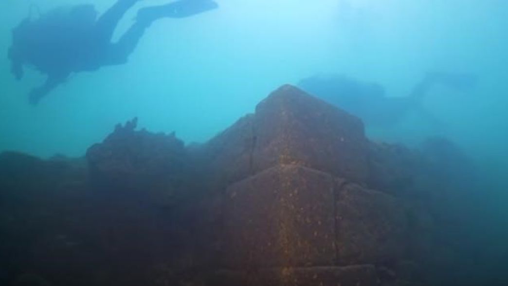 Mysterious 3,000-Year-Old Castle Discovered Concealed in Turkish Lake