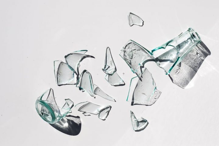 People Hooked on TikTok’s Bottle-Smashing Trend: Insights into Our Brain