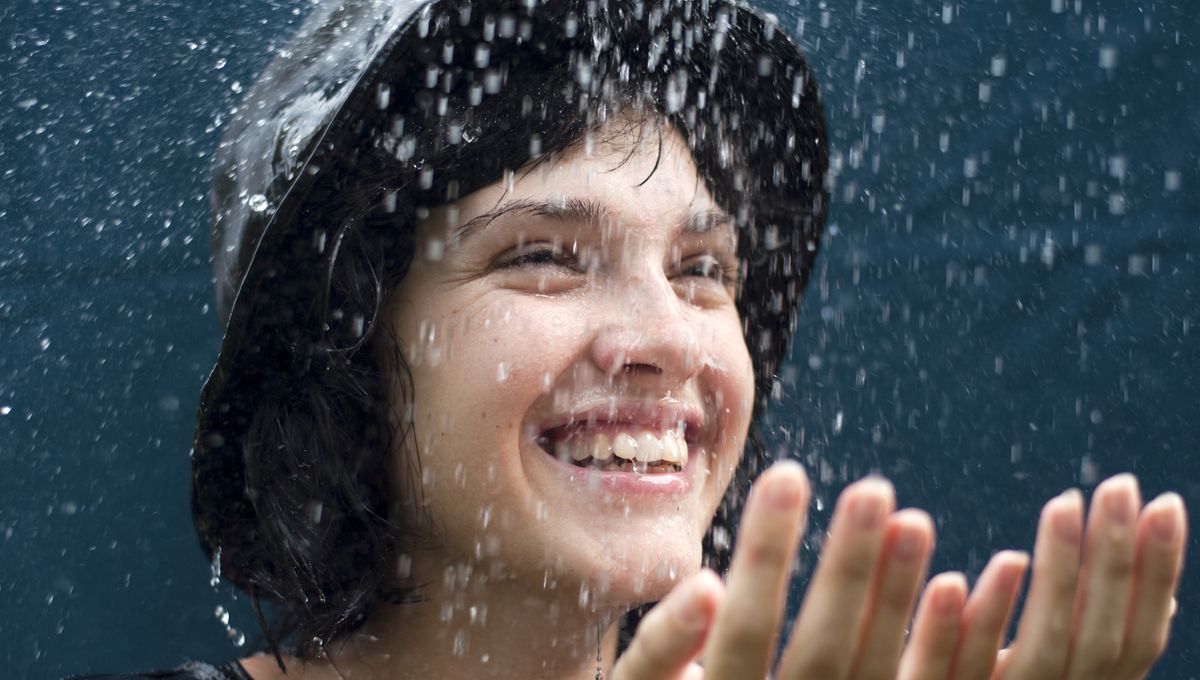 Can You Detect the Approach of Rain by Its Scent?