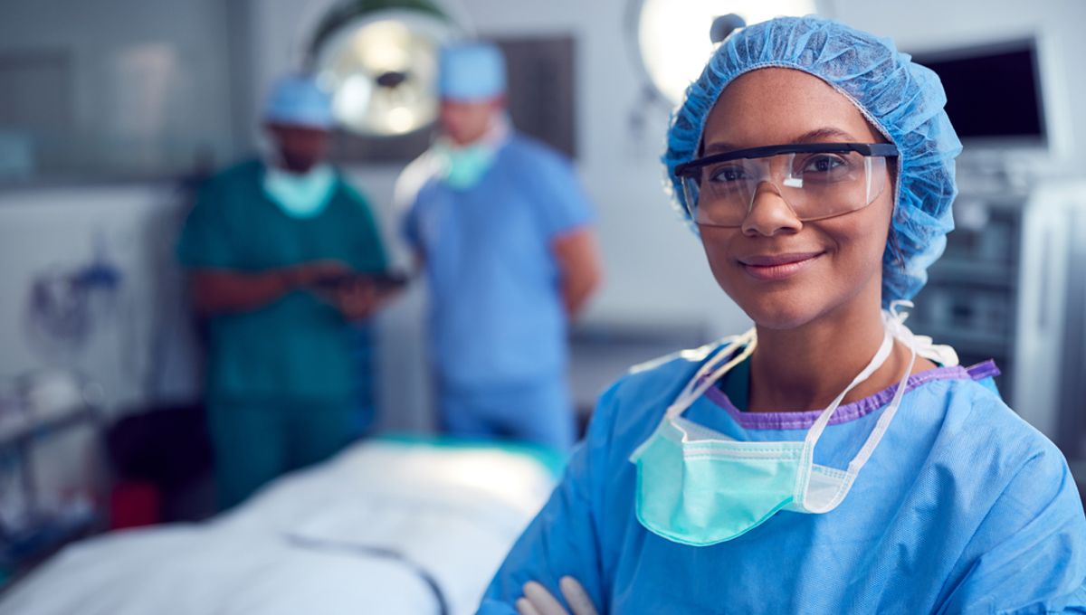 Patients Experience Improved Outcomes with Female Surgeons
