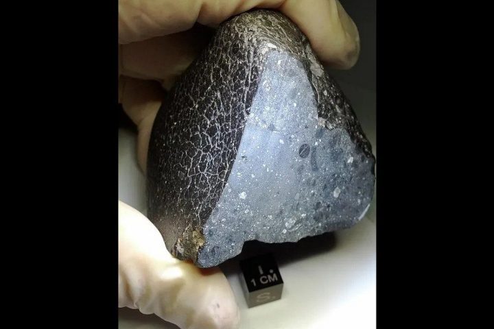 The Dangers of Using Magnets in the Search for Meteorites