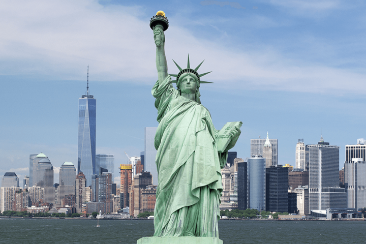People Demand Statue of Liberty Cleaning to Unveil True Color