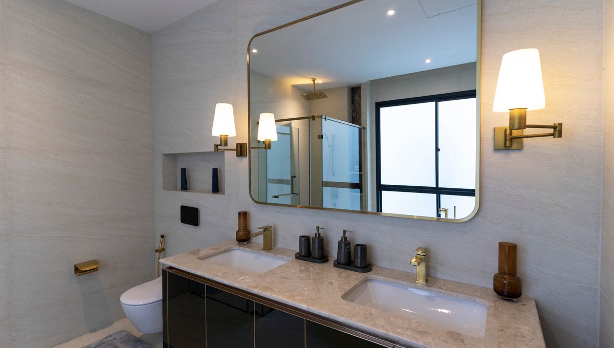 How to Determine if Your Hotel Mirror is a Two-Way Mirror