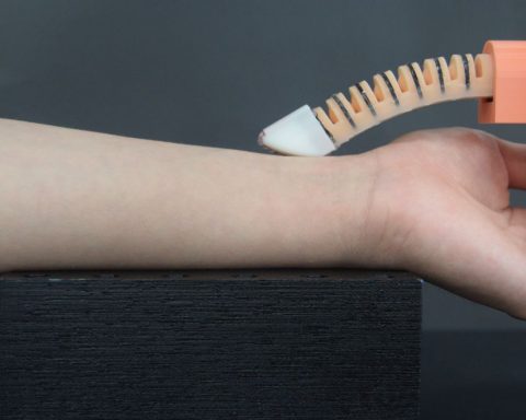 Innovative “Robodoctor” Finger Detects Pulse and Lumps Without Human Assistance